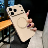 Carbon fiber patterned magnetic case for iPhone