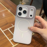 Magsafe magnetic Gradient 2-in-1 detachable case For iPhone